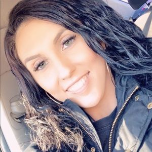 Meet your Posher, Kasey